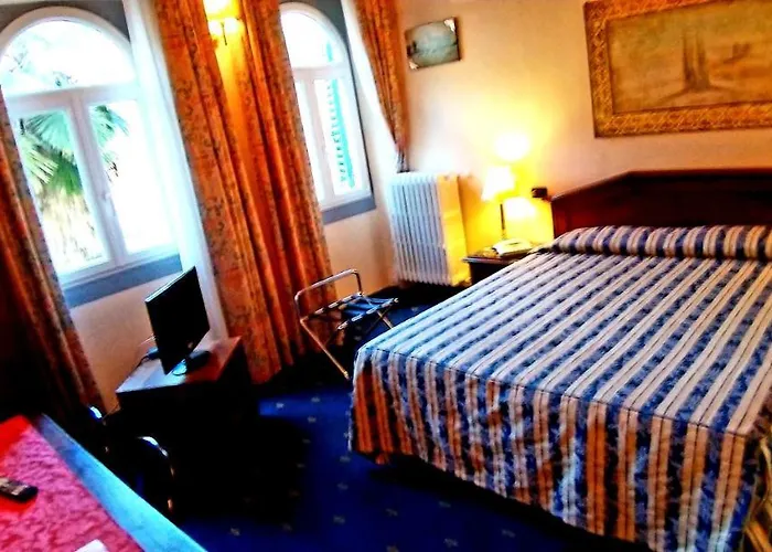 Hotell Enza