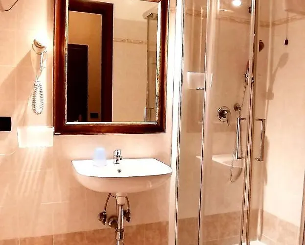Enza Hotel