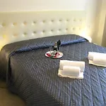 Enza Hotel