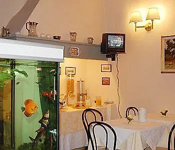 Hotel Enza