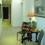 Hotel Enza 2*