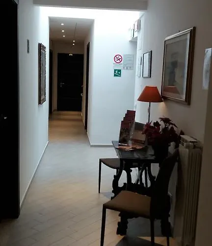 Enza Firenze